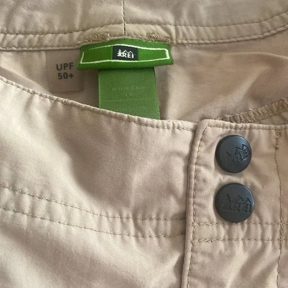 REI UPF 50 Trek Short -10 tan nylon , water resistant, UPF lightweight - Picture 3 of 5